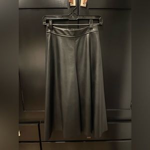 Banana Republic Vegan Leather Midi skirt - NWOT
